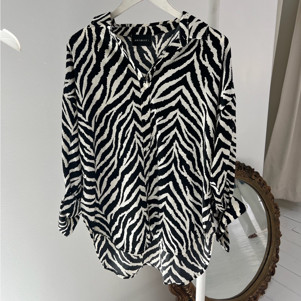 Animari zebra print button down